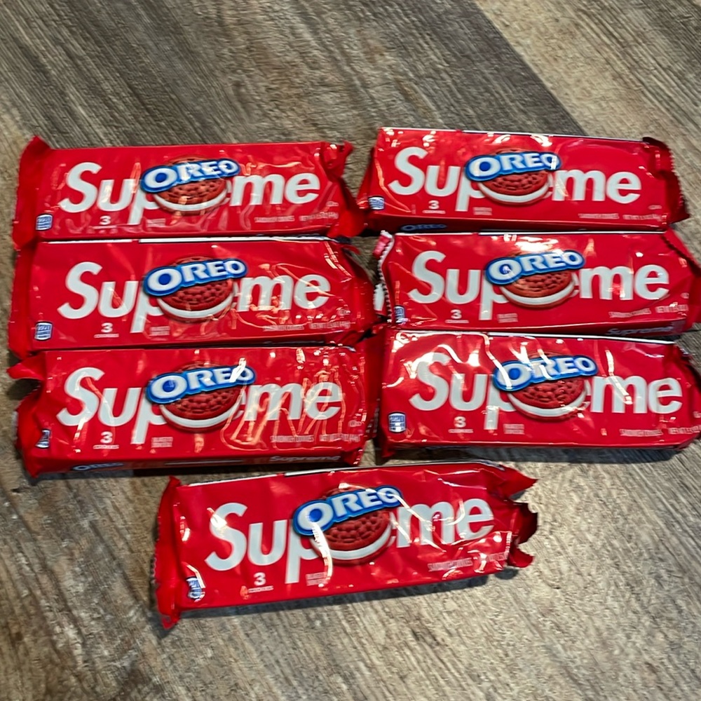 Supreme Oreo not for human consumption lot of 7